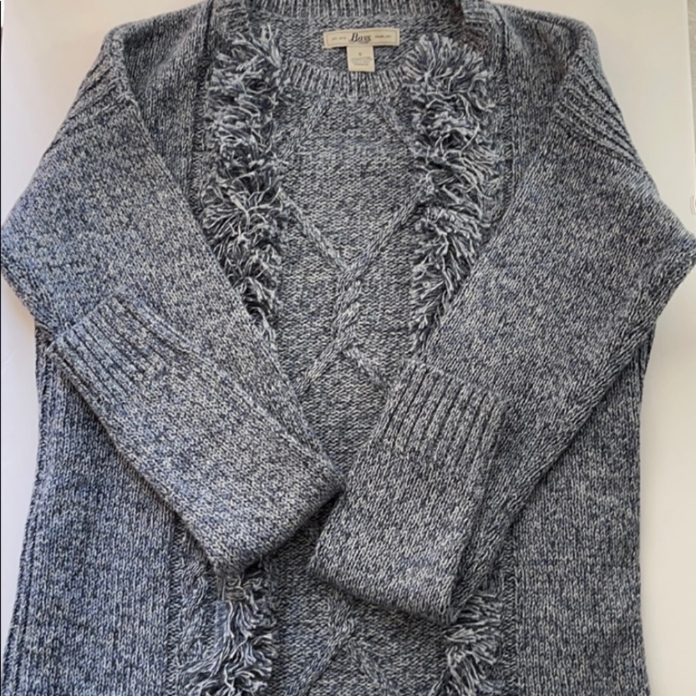 Bass women’s blue and white sweater with front fringe. New. Size S. Made in USA
